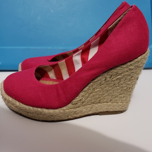Pink BCBG Espadrilles 7.5 - Picture 3 of 3